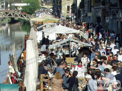  mercato Navigli Milano